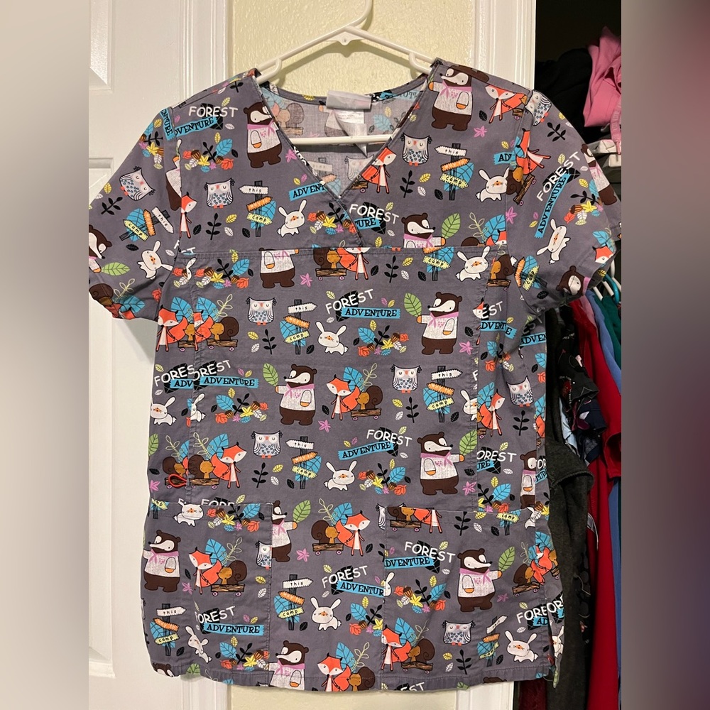 Scrub top